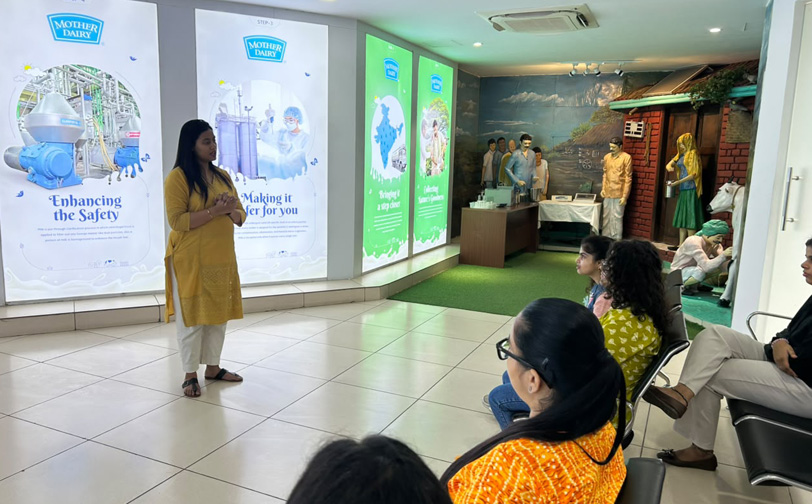 Students visited the Mother Dairy Plant 