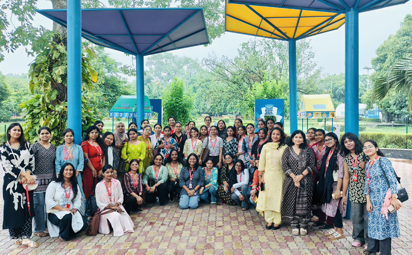 Students visited the Mother Dairy Plant 